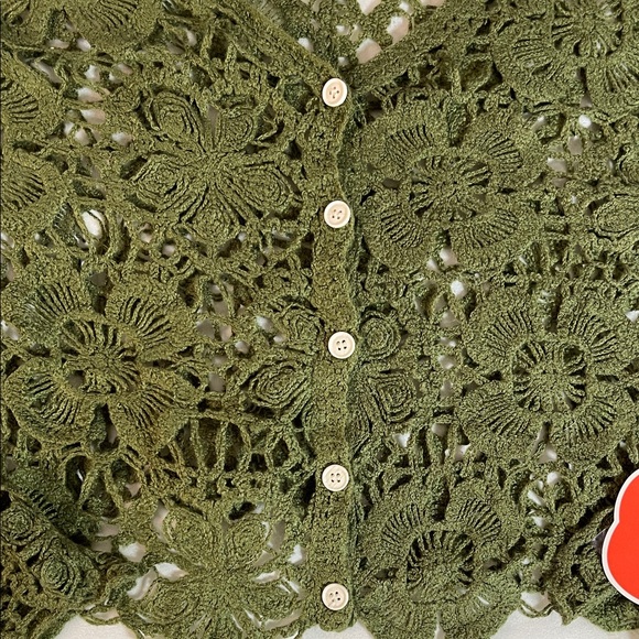 Cider Moss Olive Green Crochet Floral Blouse - Picture 6 of 6